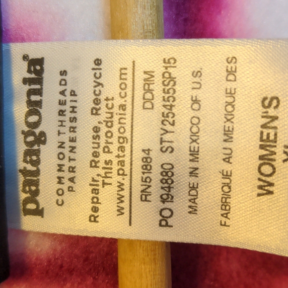 Patagonia Synchilla Women's Size XL Pink Geometric Tie Dye Print Snap T Pullover - Picture 6 of 8